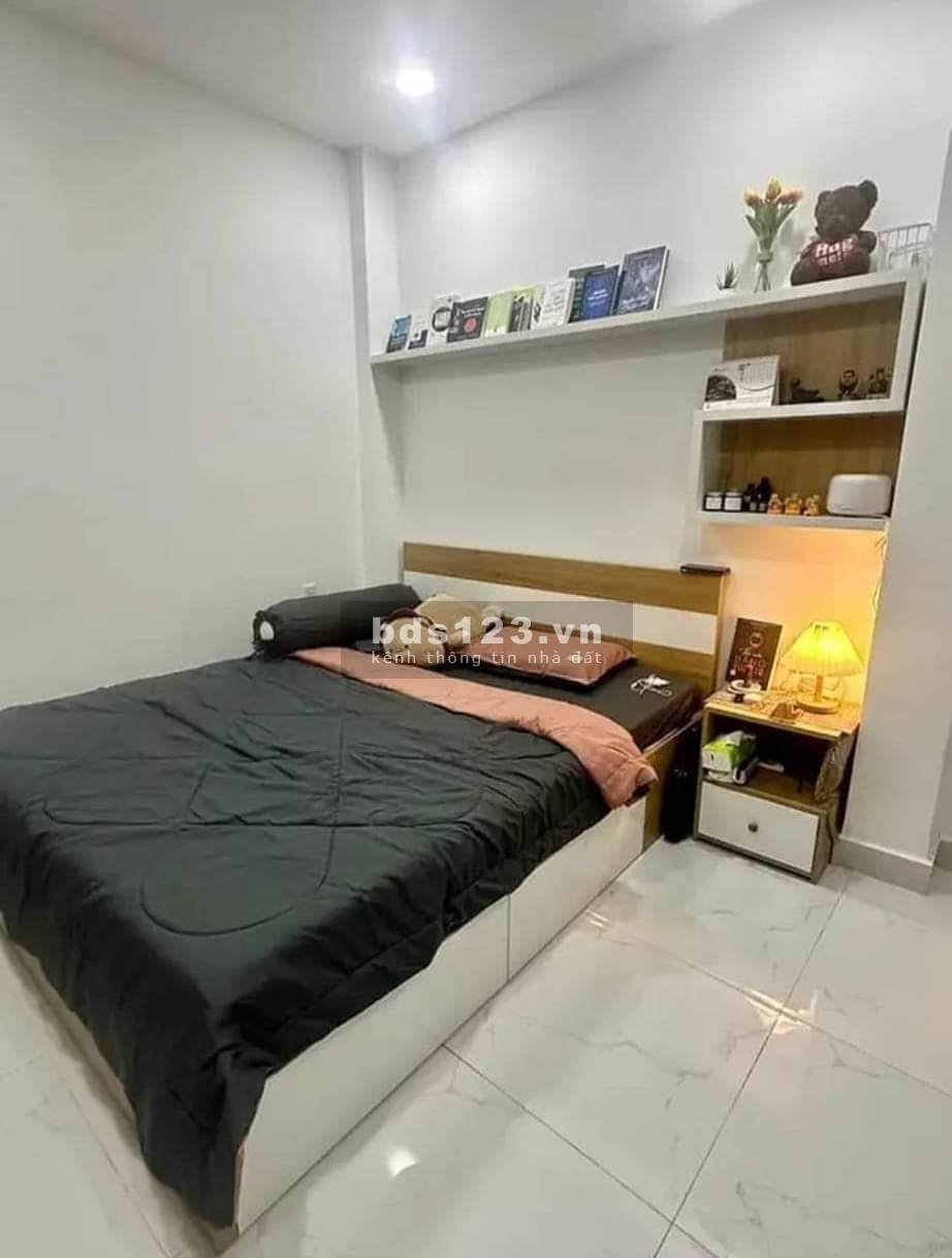 BÁN NHÀ 5 TẦNG 2 MẶT TIỀN, SÁT GIGAMAL, DÒNG TIỀN 30TR/THÁNG, 7.2 X 18; NHỈNH 16 TỶ.