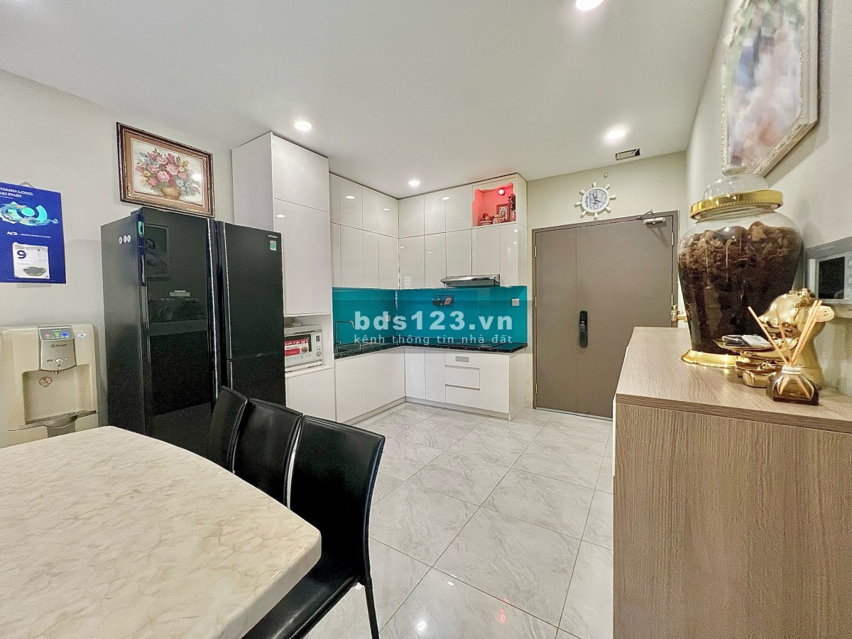 Chung cư Phúc Yên, P15, Tân Bình: 105m2, 3p ngủ, 2wc, 12tr
