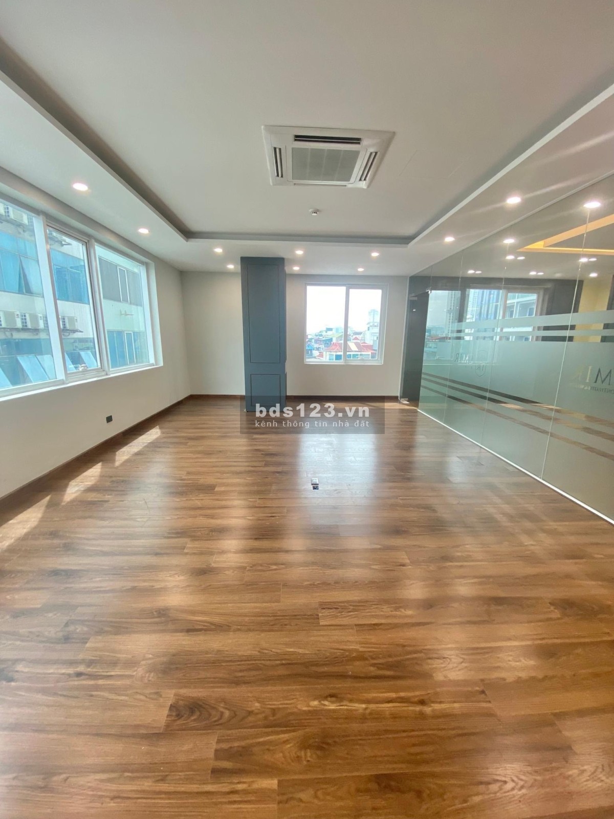 Cho thuê Văn Phòng DT từ 80m2-180m2 tại Mỹ Đình giá chỉ từ 10tr/tháng. LH 0974585078 zalo