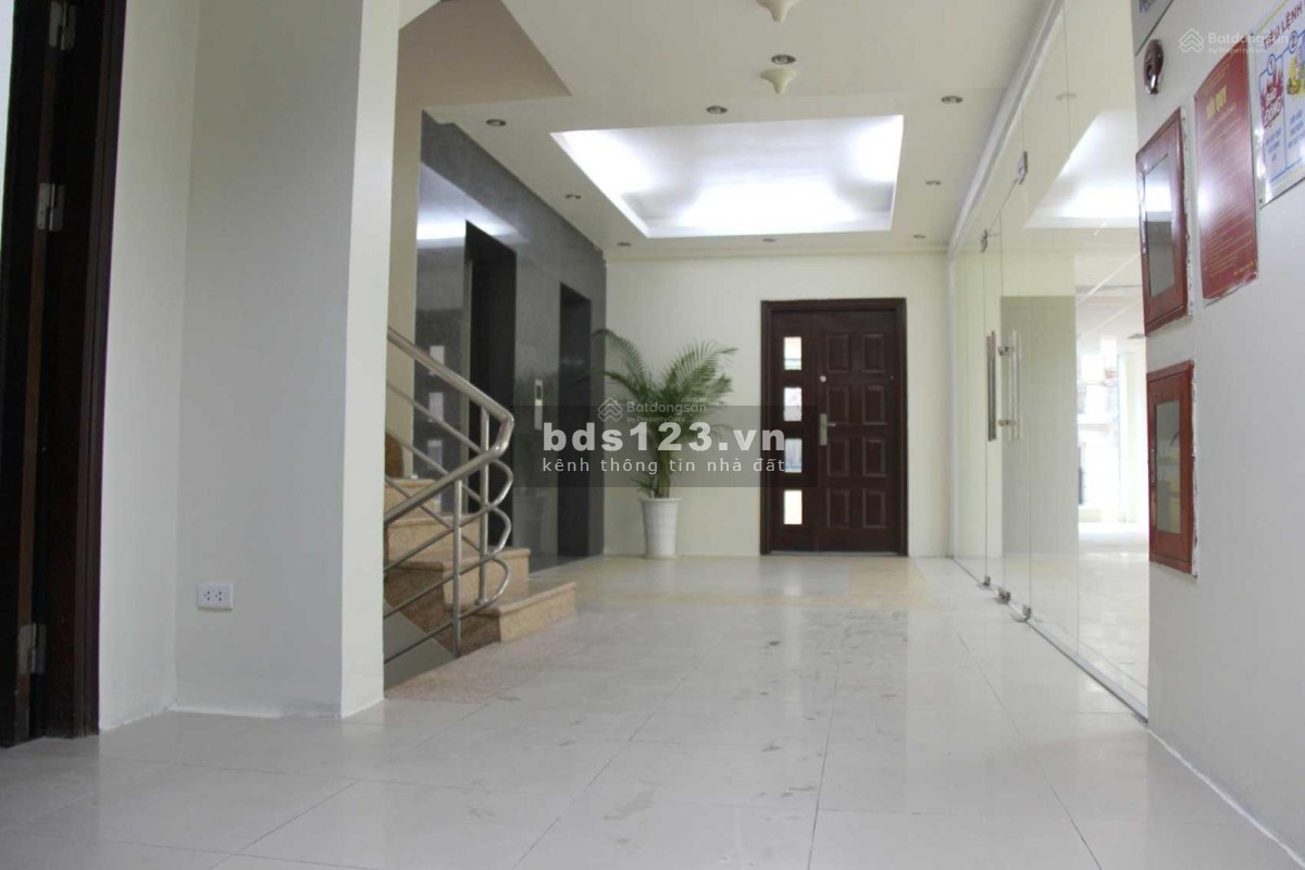 VP 45M2 MẶT PHỐ THÁI HÀ, GIÁ THUÊ RẺ, CÓ CHỖ ĐỂ Ô TÔ, FREE DỊCH VỤ. LH 0929236669