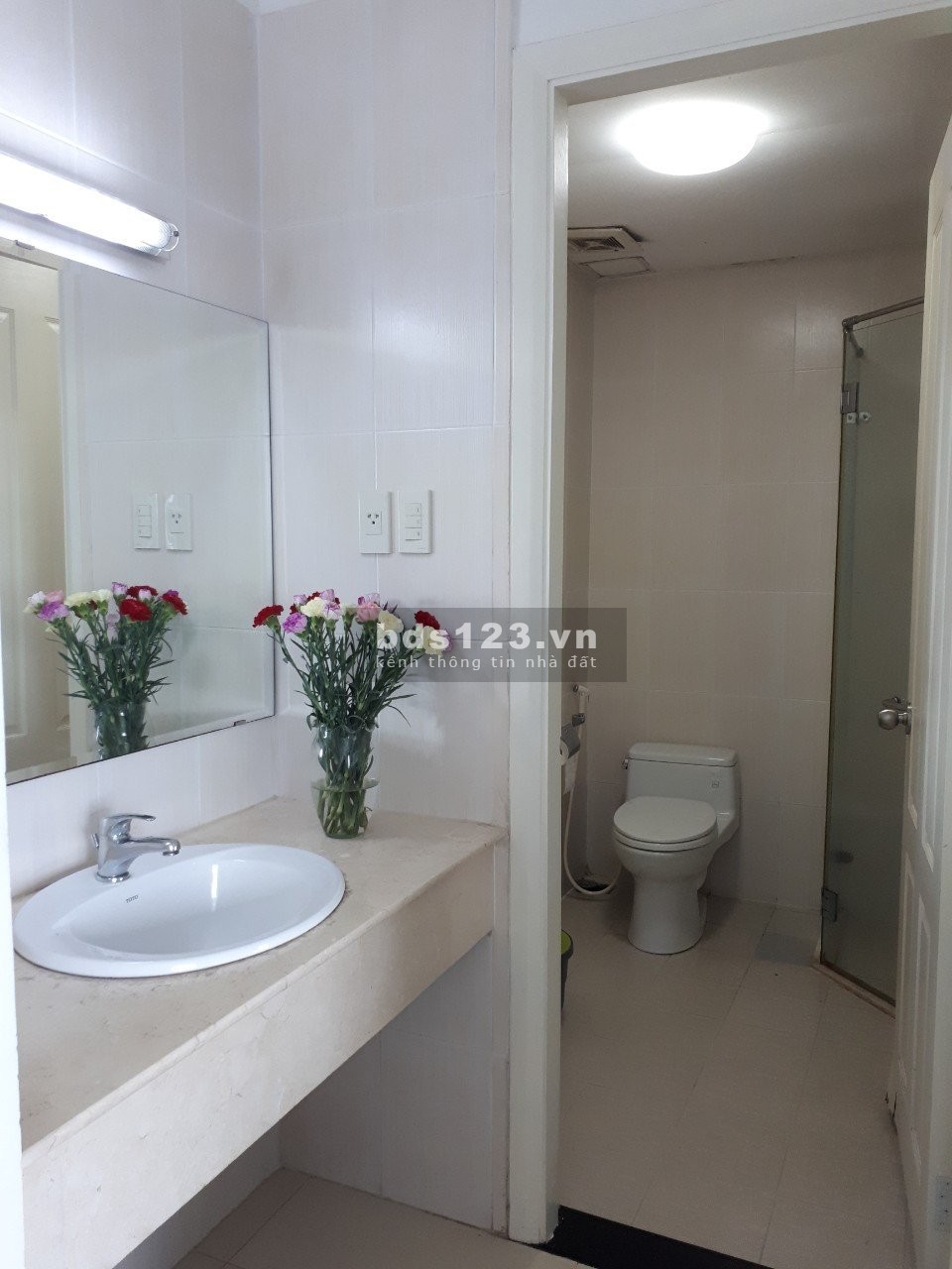Cao ốc Phú NHuận, P9, Phú Nhuận: 130m2, 3 p ngủ, Nội thất, SHR, 5,9 tỷ