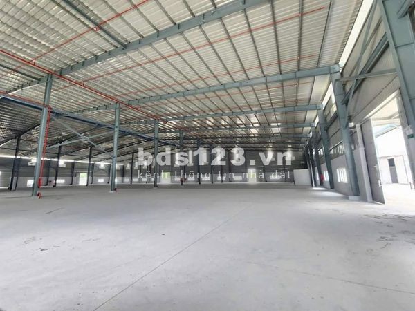 Cho thuê 11.000m2 Xưởng, Gía : 3.6 USD/m2 trong KCN Bình Dương