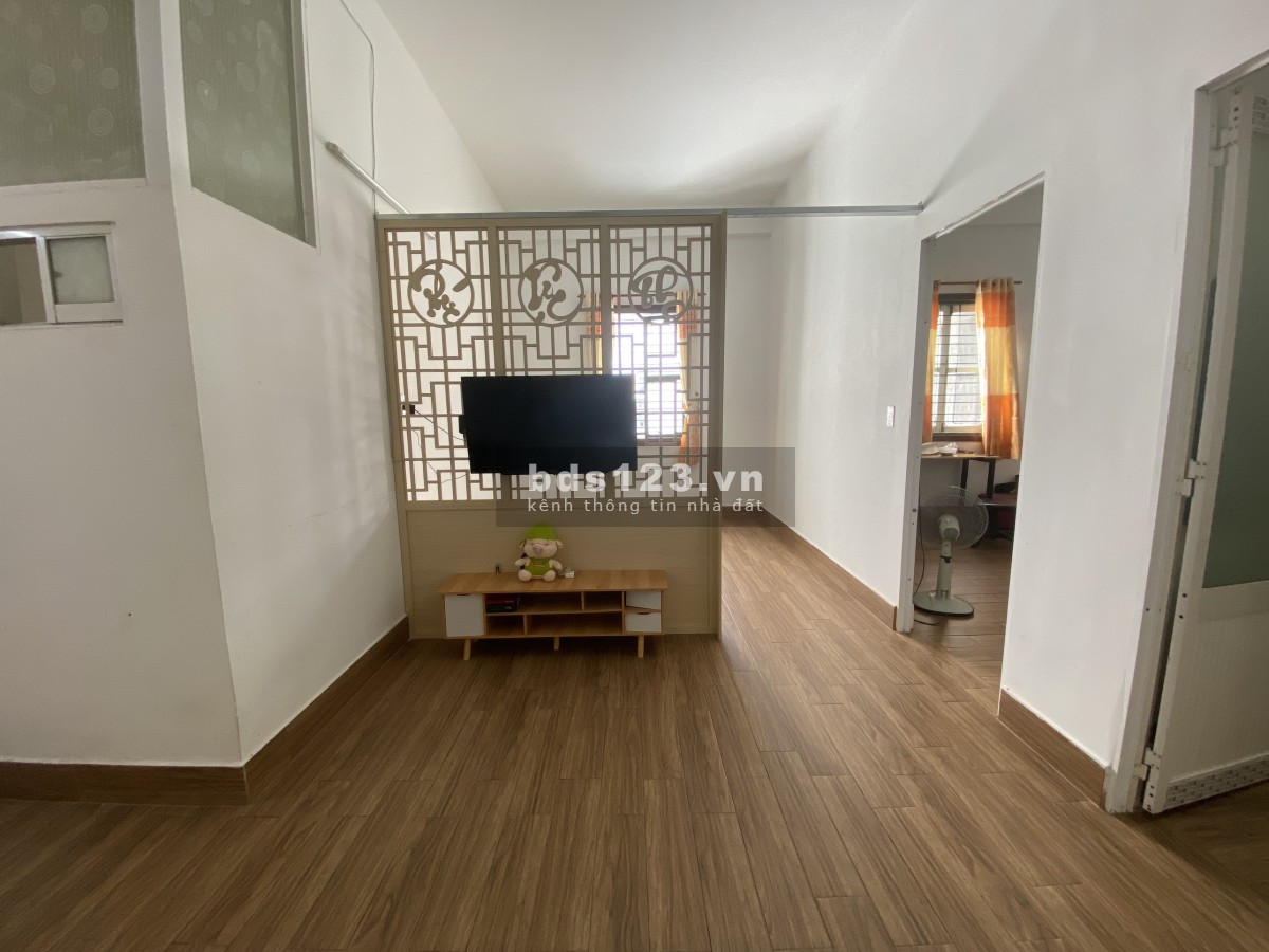CHÍNH CHỦ BÁN CĂN HỘ CHUNG CƯ LẦU 2 TRUNG TÂM BUÔN BÁN CHỢ LỚN