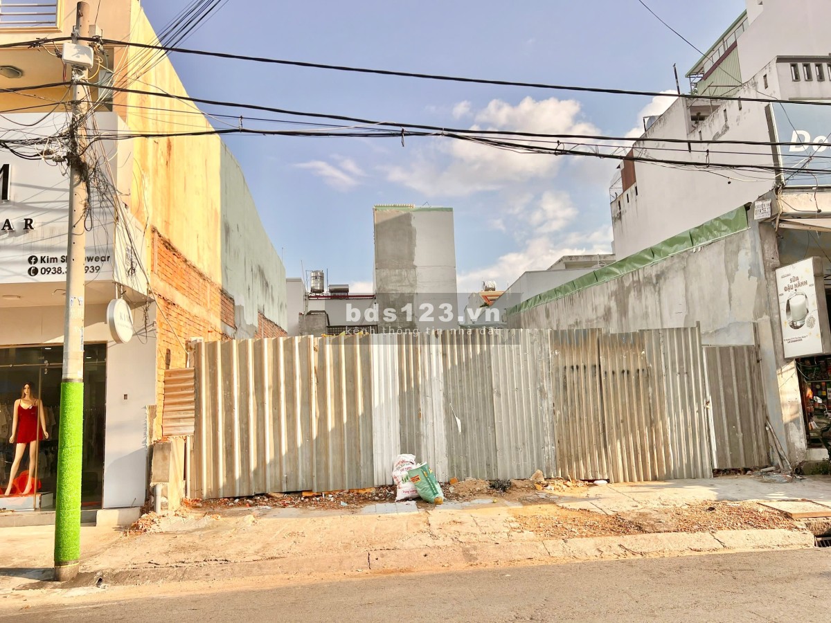Cho thuê gấp lô đất mặt tiền Đường Số 37 Tân Quy Quận 7