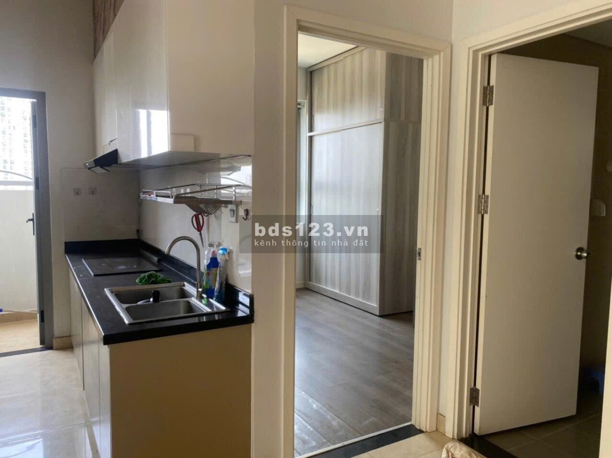 Res 11 2PN 2WC Nội thất đầy đủ 70m2 Giá 11tr/th. Tầng cao view thoáng