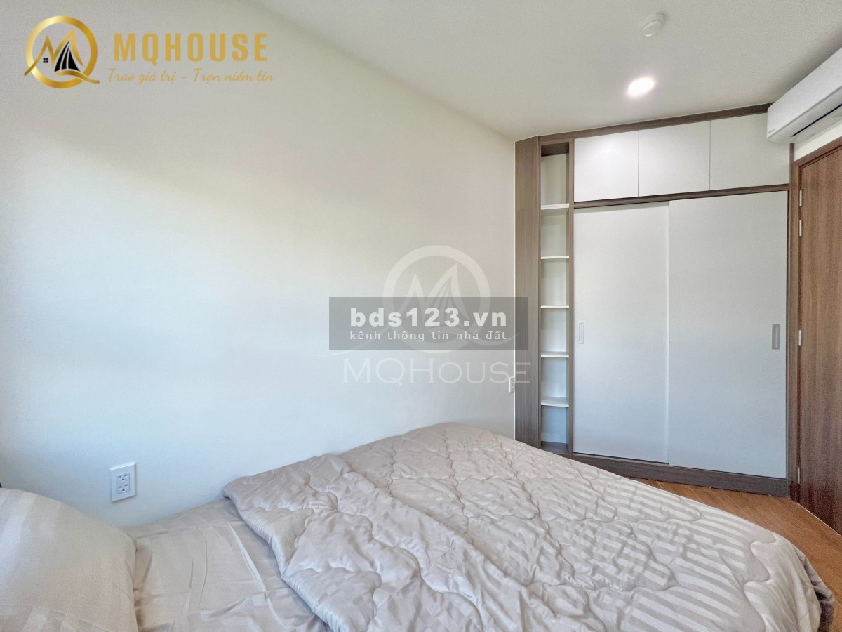 Căn hộ 1PN Full nội thất có cửa sổ lớn gần khu sân bay