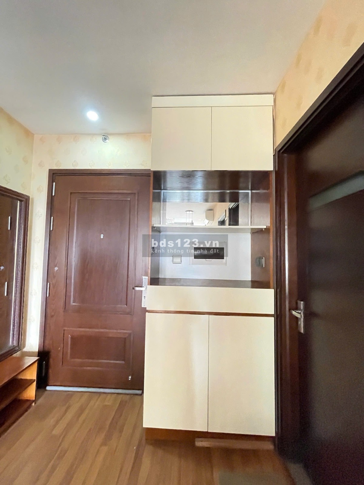 Chính chủ cho thuê căn hộ Home city 177 Trung Kính