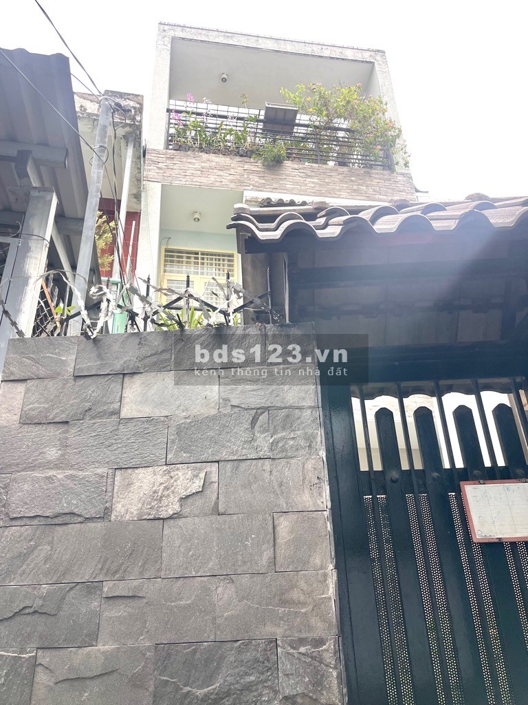 Bán nhà Phú Nhuận hẻm xe hơi Phan Tây Hồ 1 trệt 2 lầu hoàn công đủ.