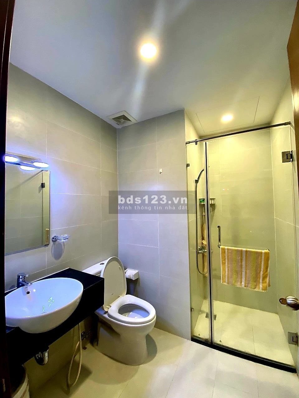 Chung cư Sơn Kì 2, Sơn Kỳ, Tân PHú: 63m2, 2p ngủ, nội thất, 9tr