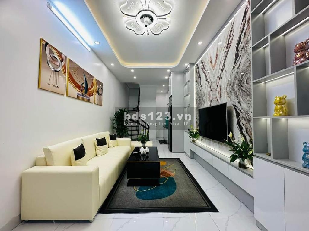 Bán nhà riêng ở Mạc Thị Bưởi, 32m2 chính chủ