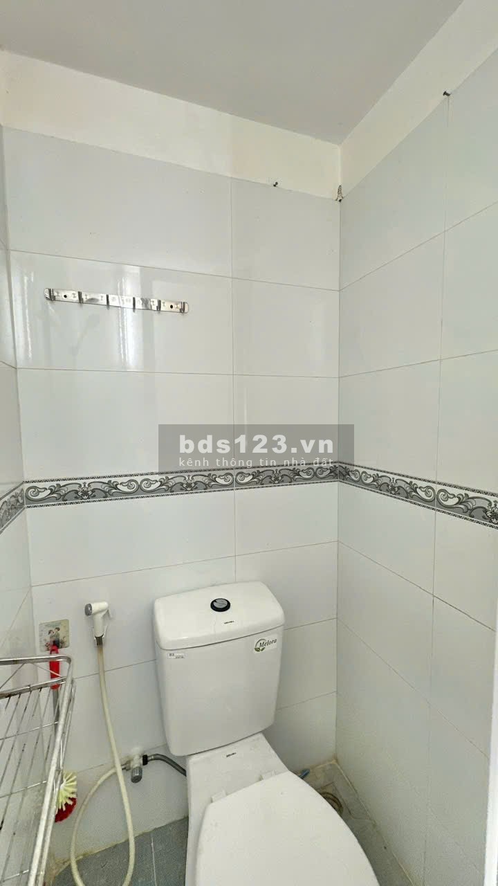 Cho thuê phòng bancon cửa sổ gần Đại Học Văn Lang cs3 Dương Quảng Hàm p5 Gò Vấp