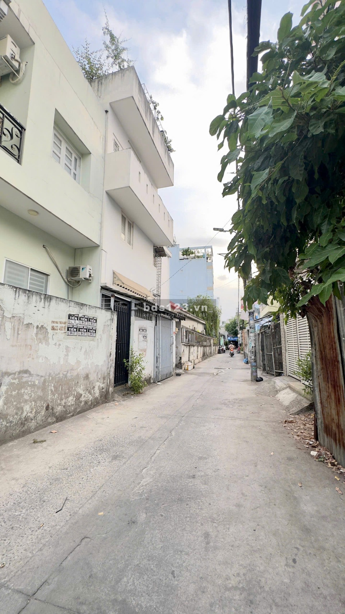Cho thuê phòng bancon cửa sổ gần Đại Học Văn Lang cs3 Dương Quảng Hàm p5 Gò Vấp