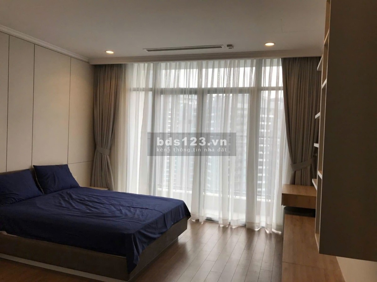 Chung cư Phúc Yên, P15, Tân Bình: 110m2, 3p ngủ, 2wc, nội thất, 12tr