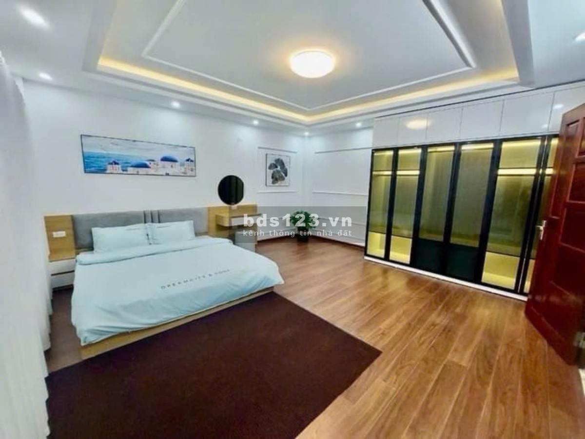 7,7 TỶ NHÀ CÓ CÓ NGAY NHÀ LẦU XE HƠI ĐỖ TRONG NHÀ