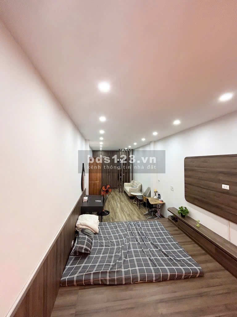 CẦN BÁN NHÀ GẤP: NHÀ 7 TẦNG CÓ THỂ LẮP ĐƯỢC THANG MÁY