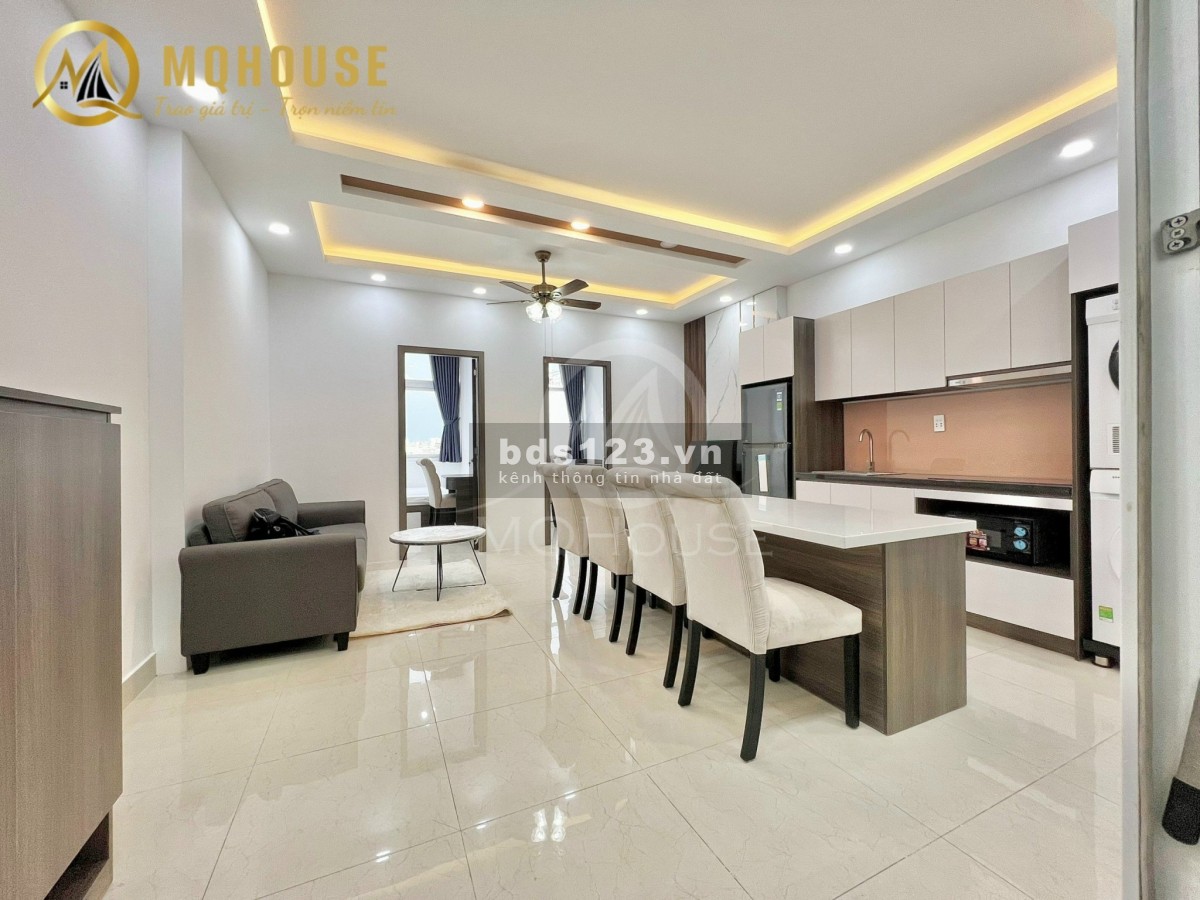 Căn 2 phòng ngủ ban công full nội thất luxury Hoàng Văn Thụ
