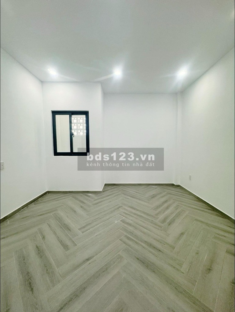 HẺM THÔNG 2 XE TẢI - NGAY NGÃ TƯ 4 XÃ - HƯƠNG LỘ 2 - NHÀ MỚI ĐẸP 5 TẦNG - 67M2 - GIÁ CHỈ HƠN 6 TỶ