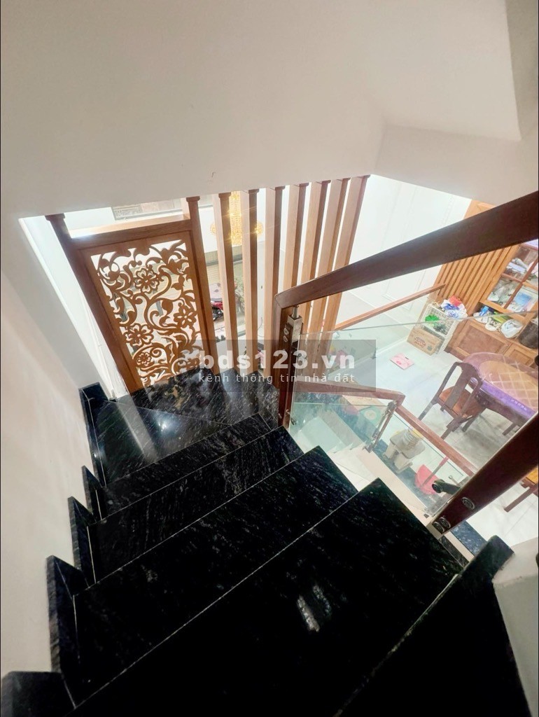 SIÊU PHẨM MỚI ĐẸP 5 TẦNG - XE HƠI VÀO NHÀ - HƯƠNG LỘ 2 62M2 - HẺM XE TẢI 6M - GIÁ CHỈ HƠN 6 TỶ,,