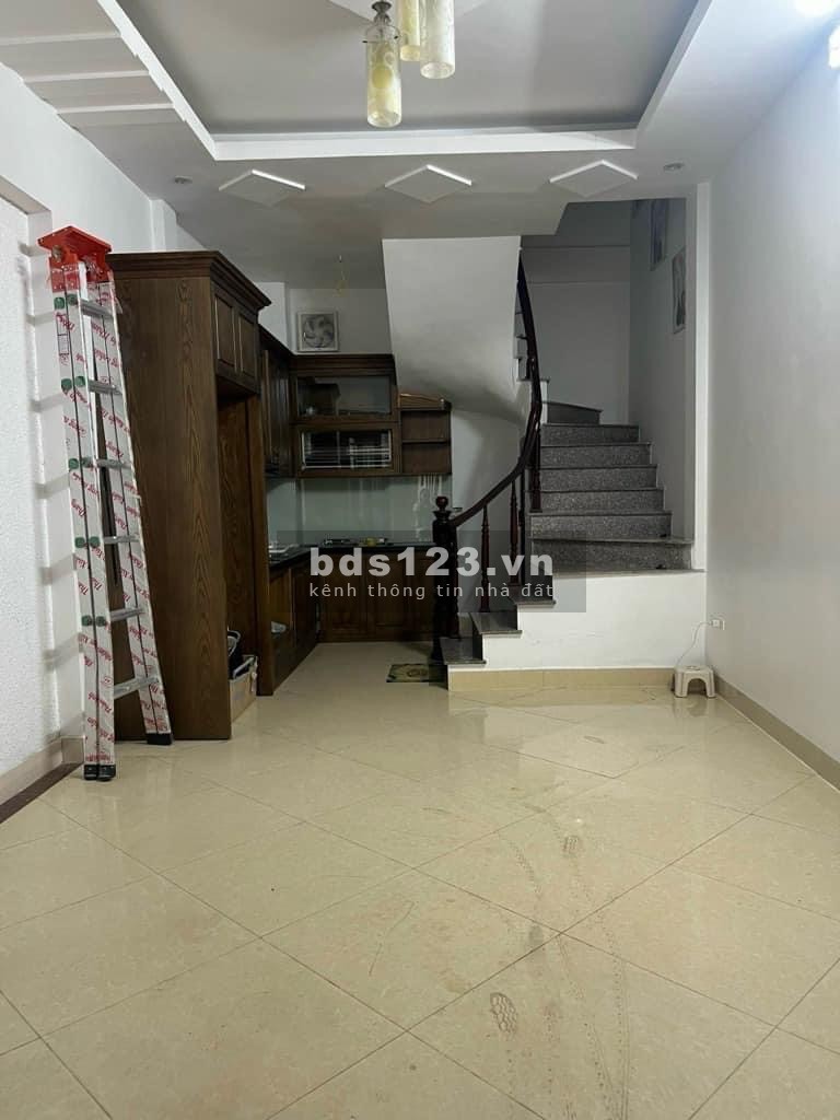 Sổ đỏ chính chủ, nhà dân xây chắc chắn