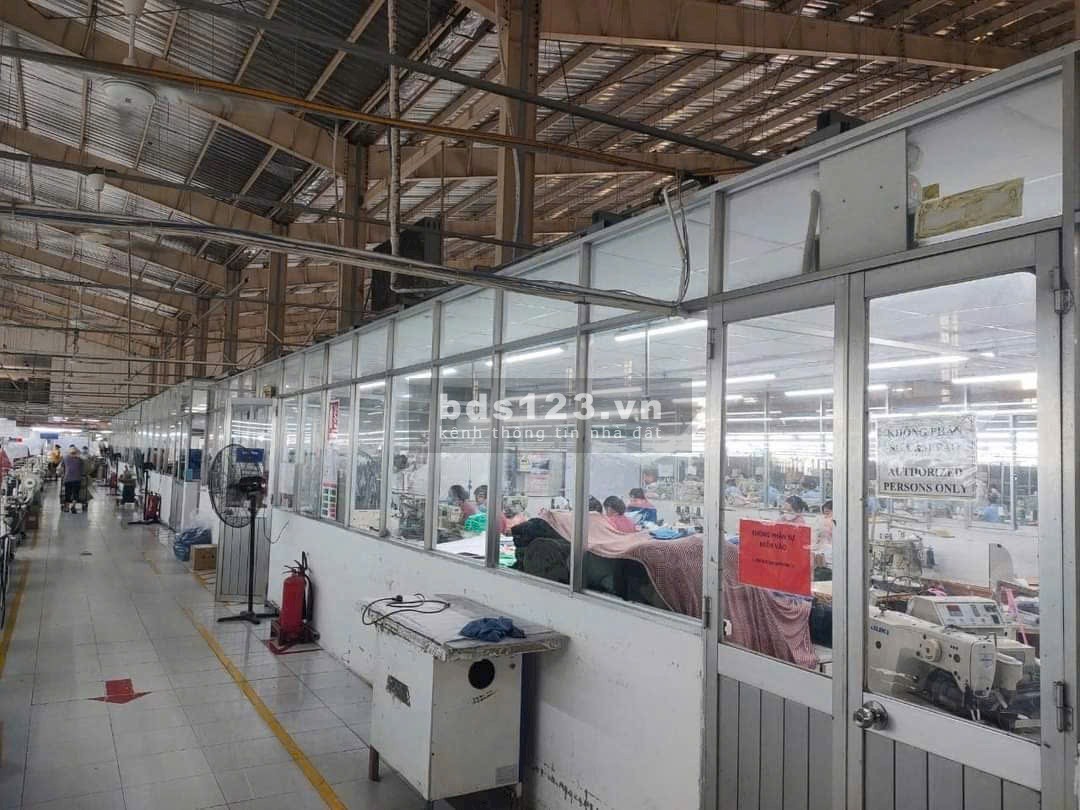 Cho thuê xưởng ở Thuận An, BD. Dt 13.400m2, đường container, giấy tờ đầy đủ.