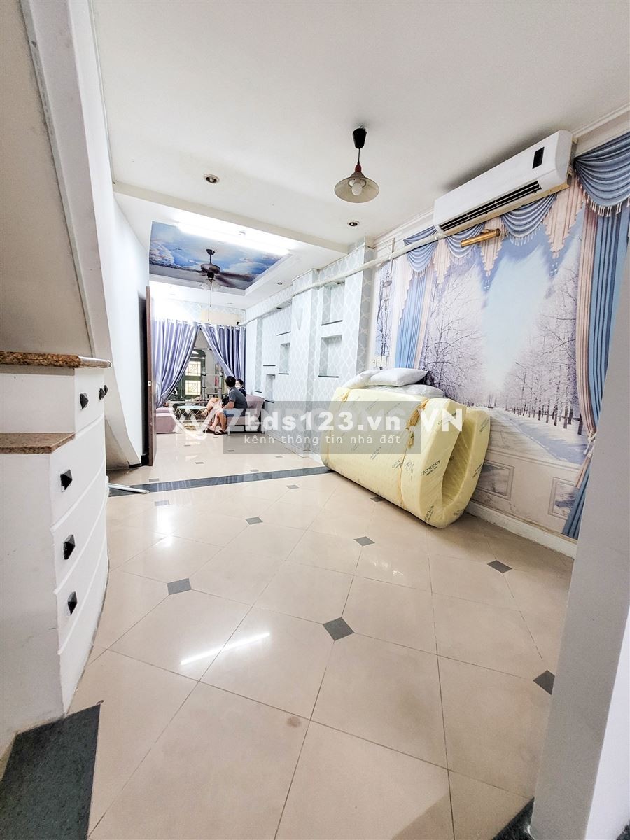 Căn hộ 1 phòng ngủ siêu rộng bếp riêng biệt gần ĐH Kinh Tế Tài Chính full nội thất