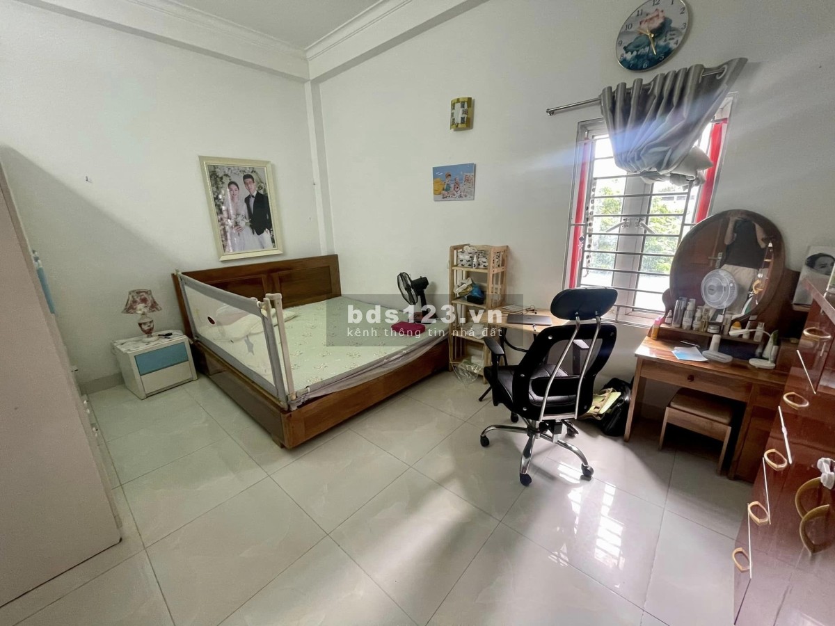 Dịch vụ dương nội - Vỉa hè kinh doanh - 50m2 - 5 tầng - Dân xây - mt 5m - ở và kinh doanh vip