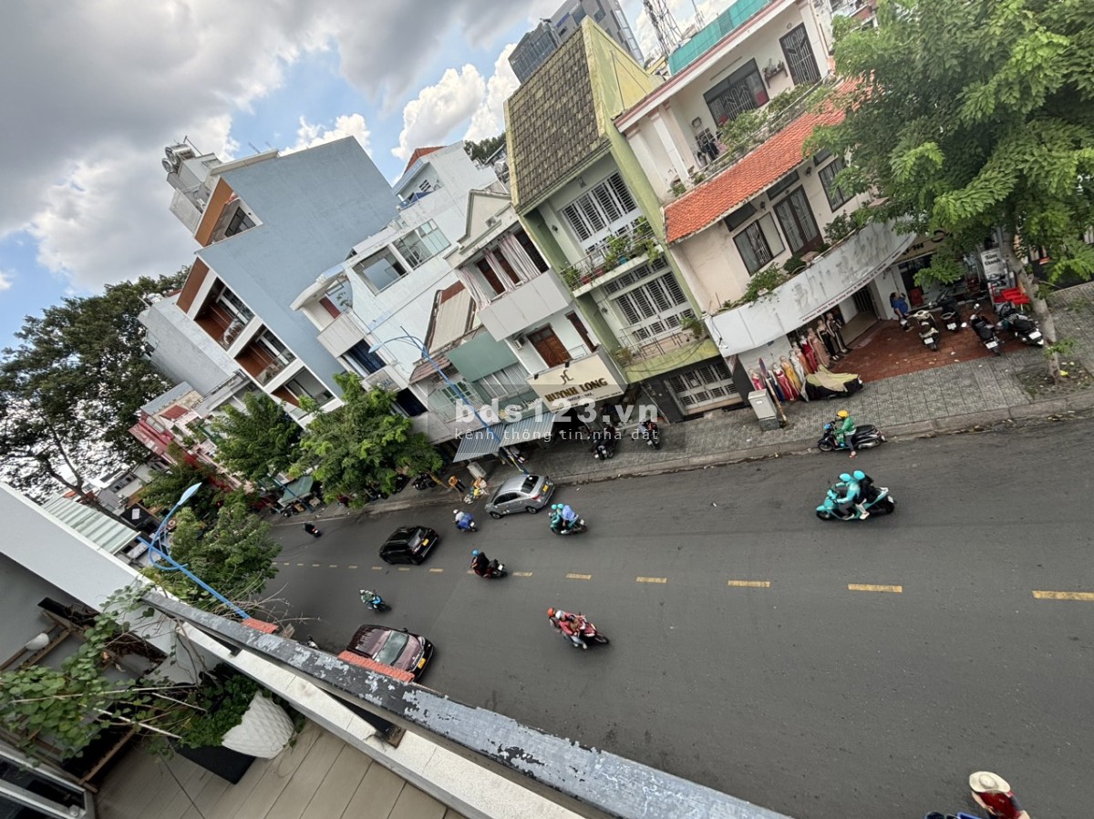 Cho thuê văn phòng Quận 1 - 93m2/186m2, Trần Nguyên Đán, Quận 1