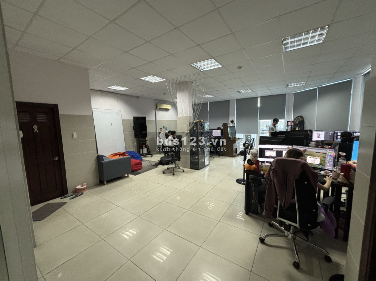 Cho thuê văn phòng Quận 1 - 93m2/186m2, Trần Nguyên Đán, Quận 1