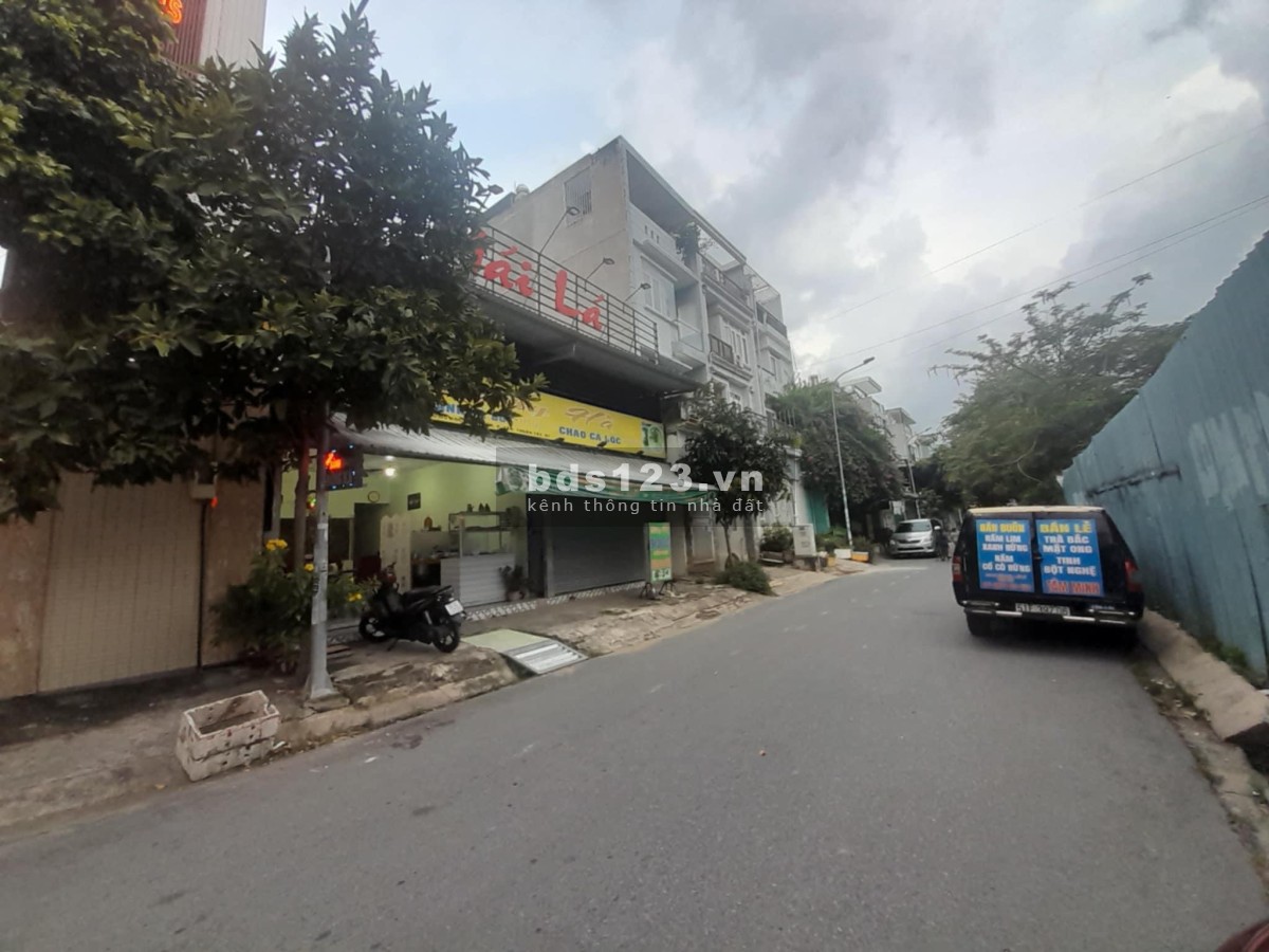 Nhà cấp 4 ngang 5m Khu dân cư Hoàn Cầu kế bên Khu Chung cư Eco green, Quận 7