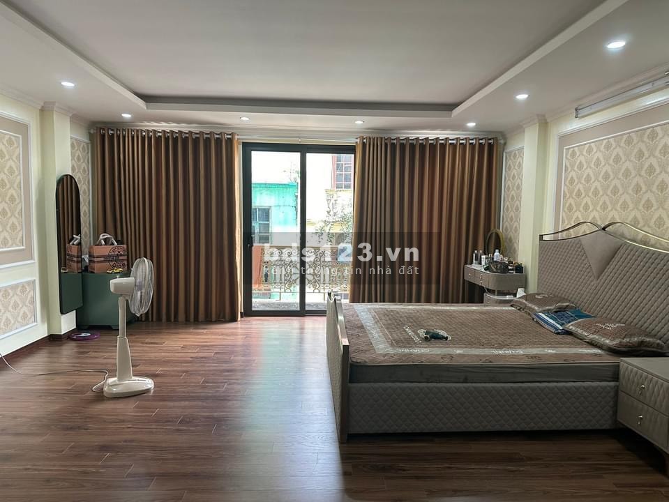 BÁN NHÀ LIỀN KỀ LÊ VĂN LƯƠNG LÊ VĂN THIÊM 80m2 x 6 tầng MT 5M , VỈA HÈ- OTO TRÁNH Em Thảo 0969918593