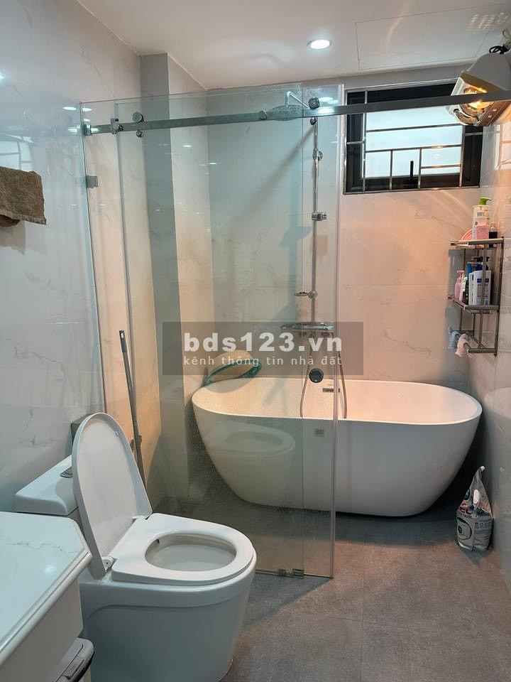 BÁN NHÀ LIỀN KỀ LÊ VĂN LƯƠNG LÊ VĂN THIÊM 80m2 x 6 tầng MT 5M , VỈA HÈ- OTO TRÁNH Em Thảo 0969918593