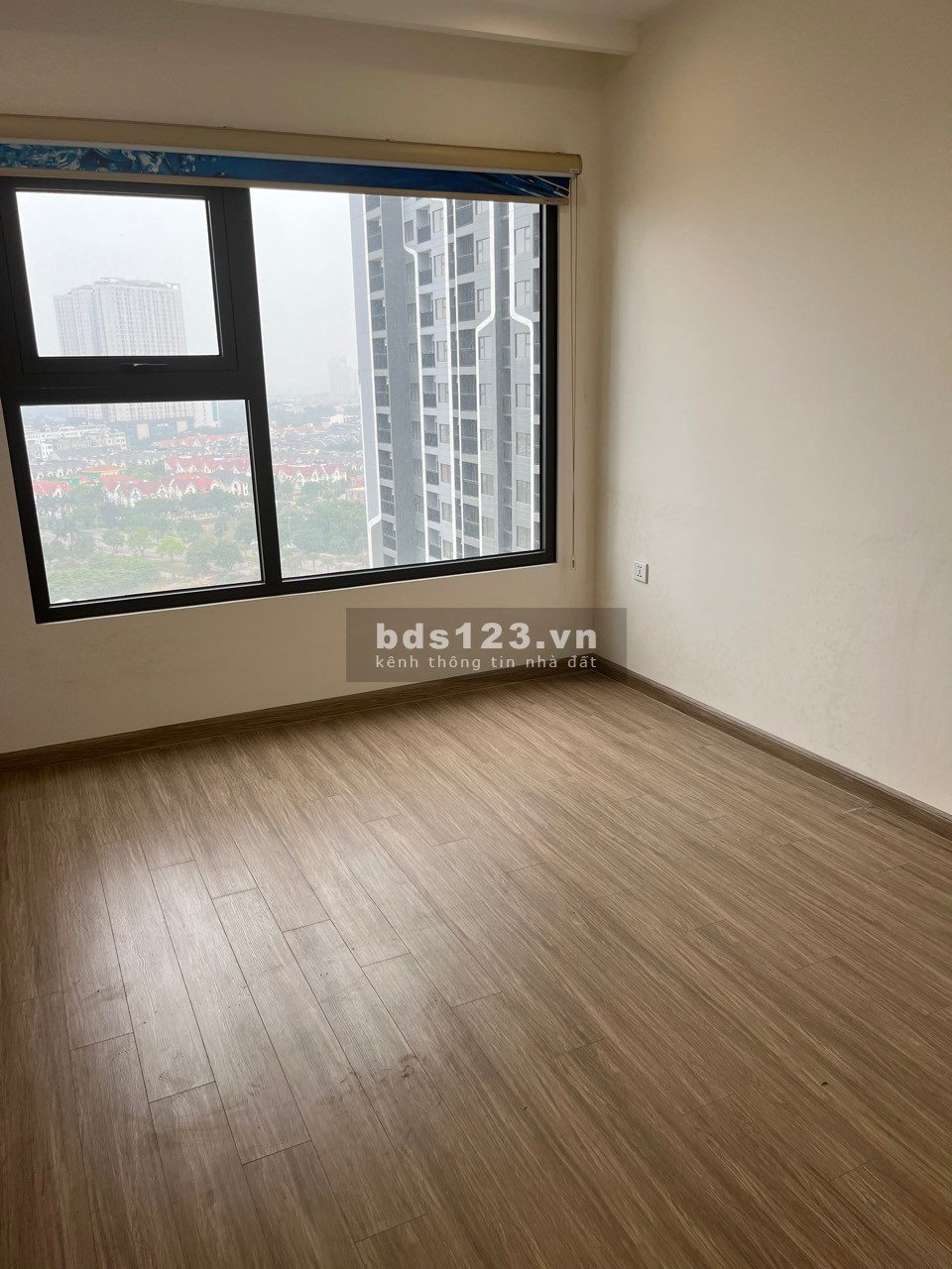 Bán trong tuần căn hộ 2PN1wC view bể bơi 3.350 tỷ BP Vinhomes Smart