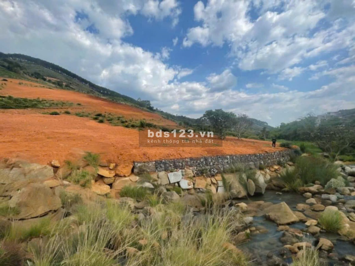 Đất Q.Hoạch 2 mặt tiền siêu đẹp, view đẹp 840m2 giá chỉ 1,3tr/m2. Nhanh tay, nhanh chân mua ngay!!!