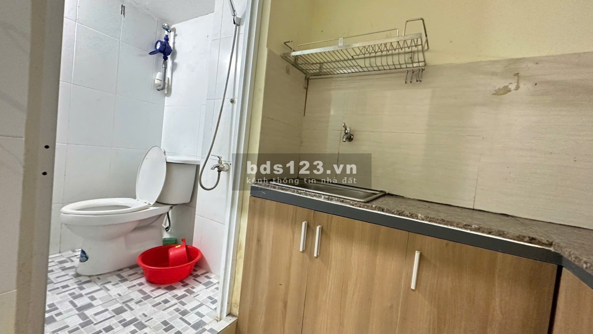 Cho thuê phòng có gác sát cổng Đại Học Văn Lang cs3 đi bộ 1 phút thích hợp ở 1-2 bạn