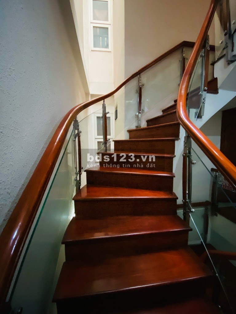 Bán nhà mặt tiền kinh doanh KDC Trung Sơn, hầm + 4 tầng, đường 9A, bình chánh. Thu Nhập 70tr CÒN TL