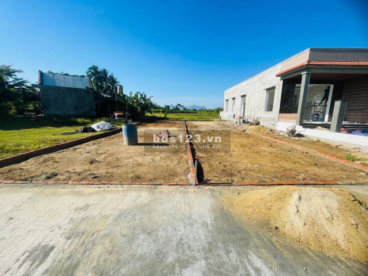 BÁN LÔ VEN KHU VỰC HOÀ TIẾN DIỆN TÍCH 108m2 GIÁ CHỈ 5XX