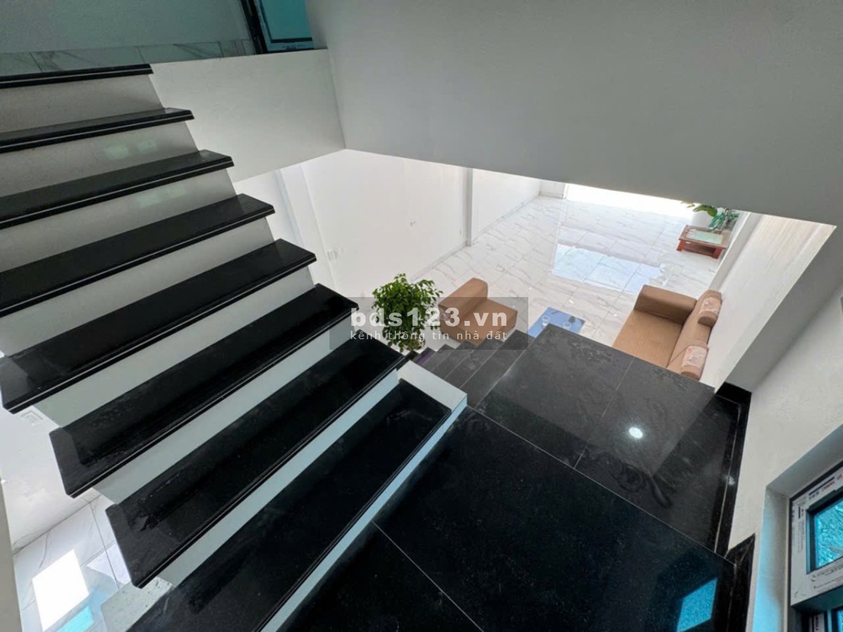 Bán nhà 2 tầng mới xây thị trấn Quang Minh, Mê Linh 65.2m2 giá 3.1 Tỷ