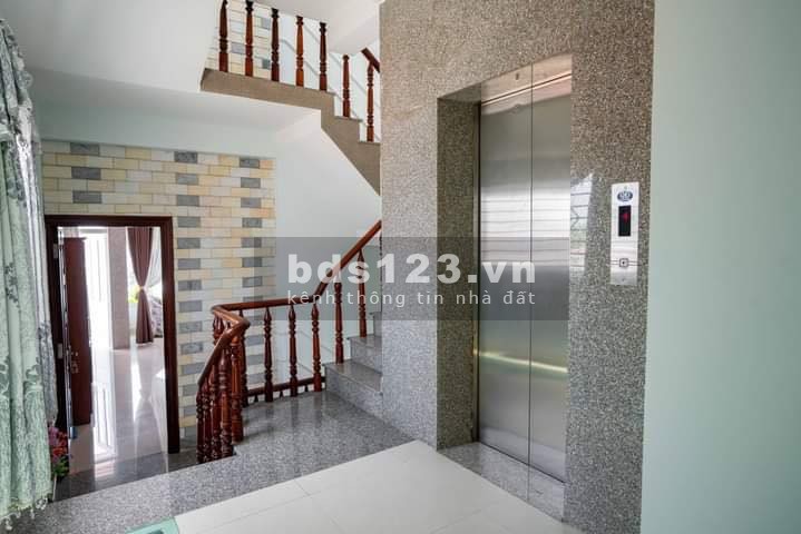 TL18 Bán khách sạn mặt tiền đường Mê Linh gần biển và chợ Xóm Mới