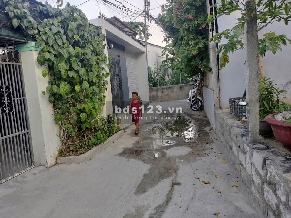 VPU42 Bán nhà cấp 4 góc 2 mặt hẻm thôn Đông Vĩnh Phương cách TTTP Nha Trang 15p đi xe