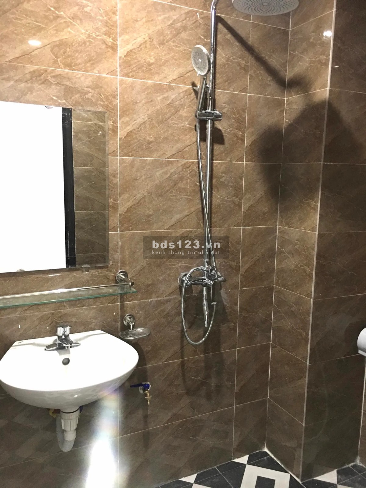 BÁN NHÀ Ở 2 THOÁNG TRƯỚC SAU – CÁCH Ô TÔ 50M TẠI TÂY MỖ , NAM TỪ LIÊM GIÁ CHỈ 4,9 TỶ.