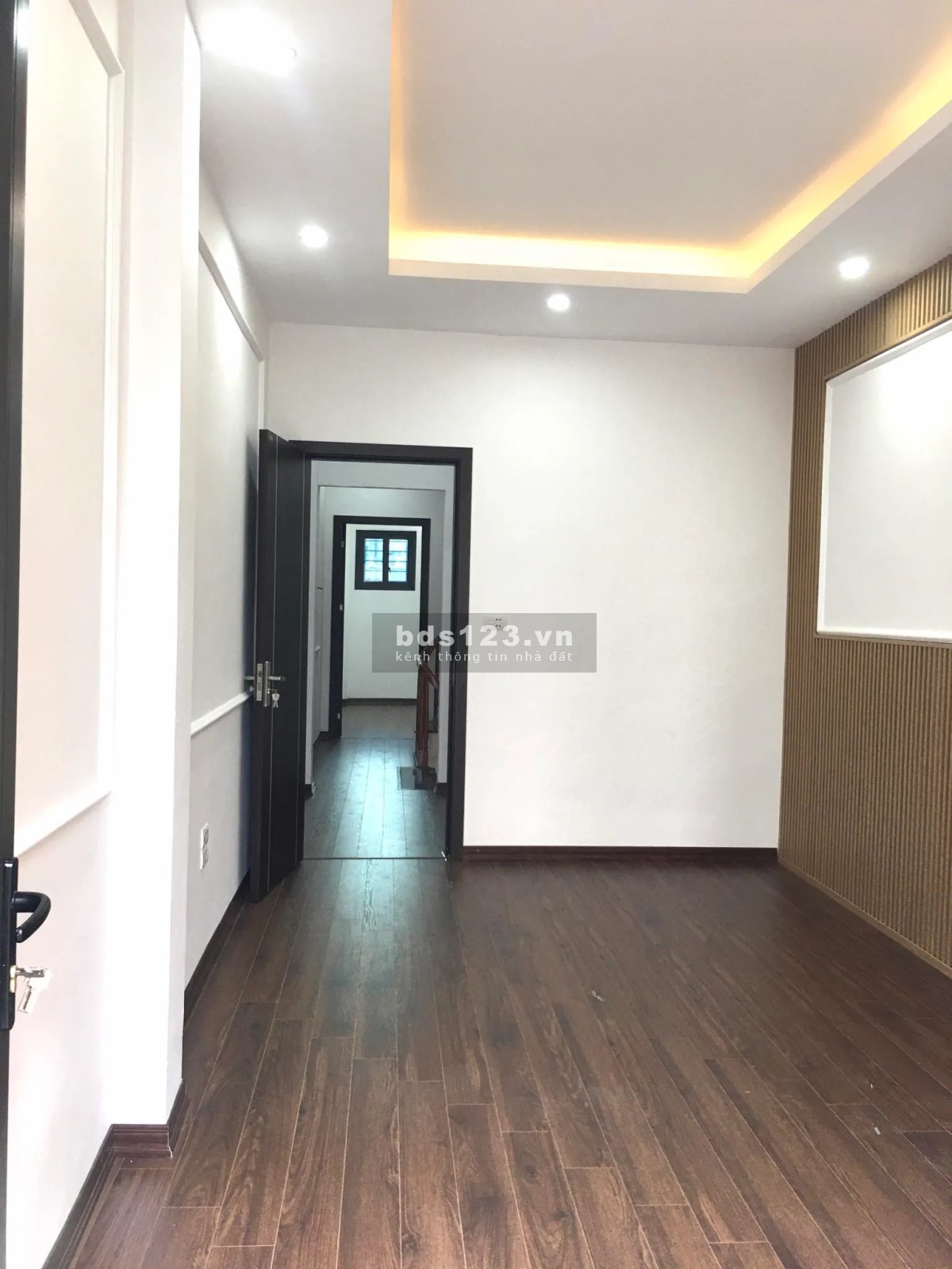BÁN NHÀ Ở 2 THOÁNG TRƯỚC SAU – CÁCH Ô TÔ 50M TẠI TÂY MỖ , NAM TỪ LIÊM GIÁ CHỈ 4,9 TỶ.