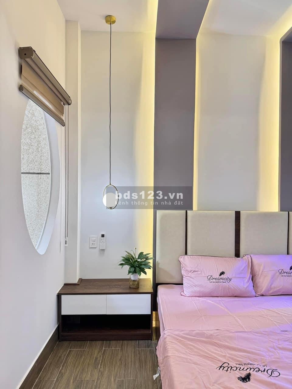 SIÊU PHẨM NHÀ 3 TẦNG MỚI 100% - GIÁ 4,76 TỶ