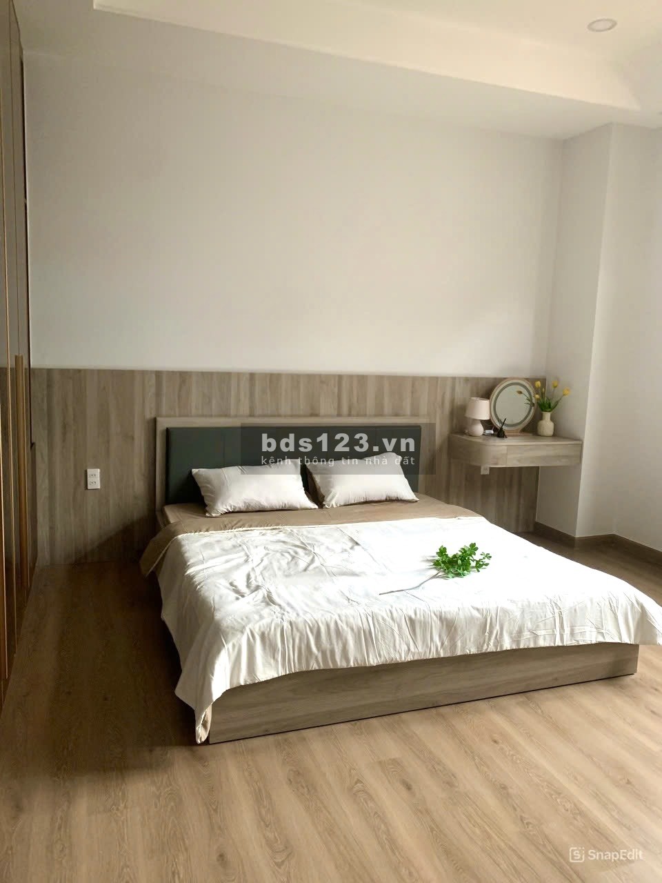 Cắt lỗ bán nhà 1 trệt 2 lầu - cọc vào ở