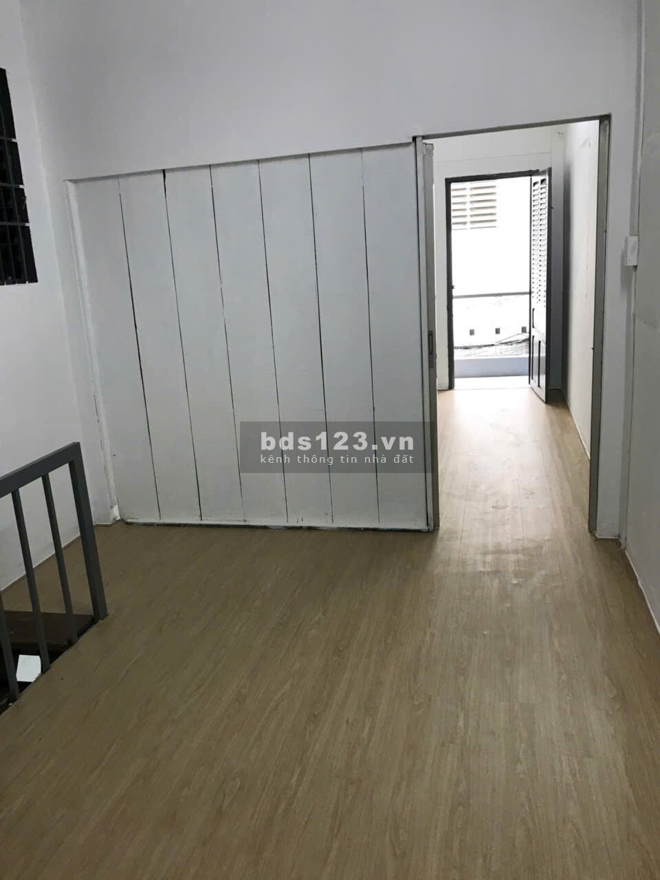 Cho thuê nhà nhỏ nguyên căn quận 3, TPHCM, nhà nhỏ trong hẻm ngắn. LH chính chủ: 0933351056