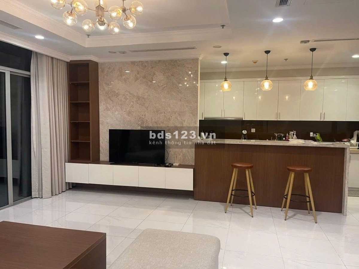 Chung cư Tân Phước Plaza, 153 Lí Thường Kiệt, Q11: 105m2, 3p ngủ, 15tr