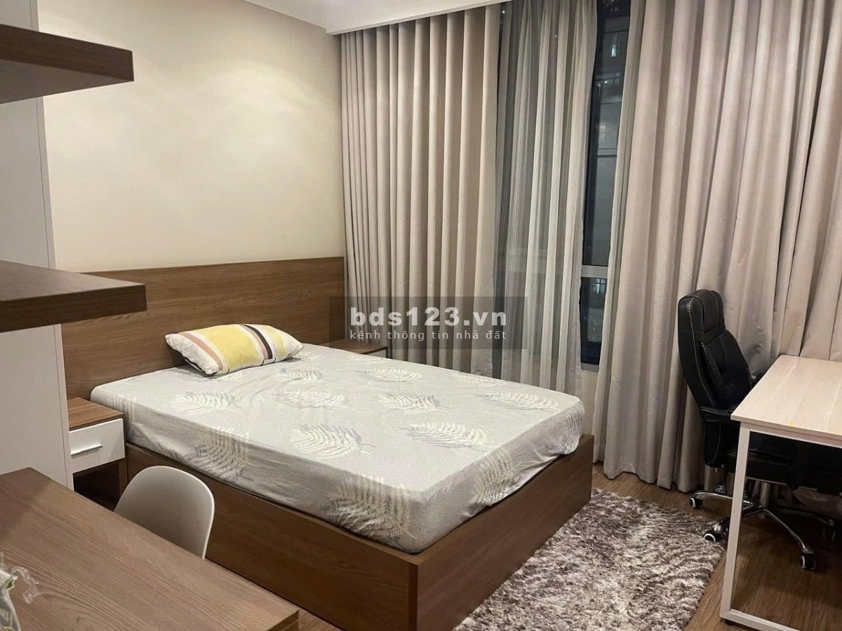 Chung cư Tân Phước Plaza, 153 Lí Thường Kiệt, Q11: 105m2, 3p ngủ, 15tr