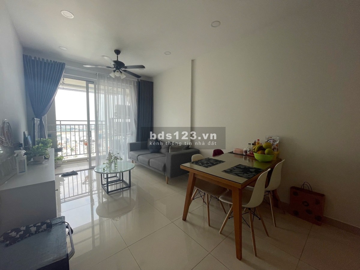 Chung cư Tản Đà, P11, Quận 5: Rộng 103m2, 3p ngủ, 2wc, Nt, 15tr/th