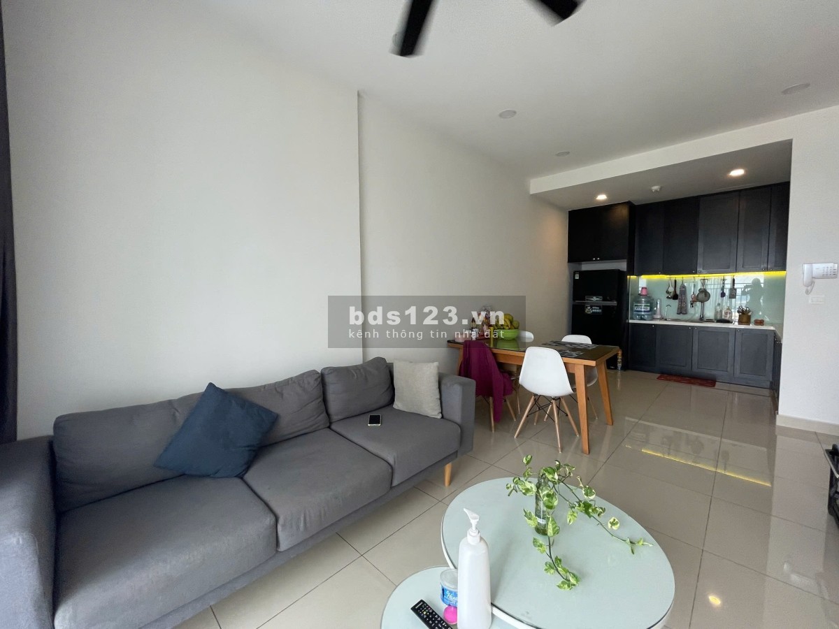 Chung cư Tản Đà, P11, Quận 5: Rộng 103m2, 3p ngủ, 2wc, Nt, 15tr/th