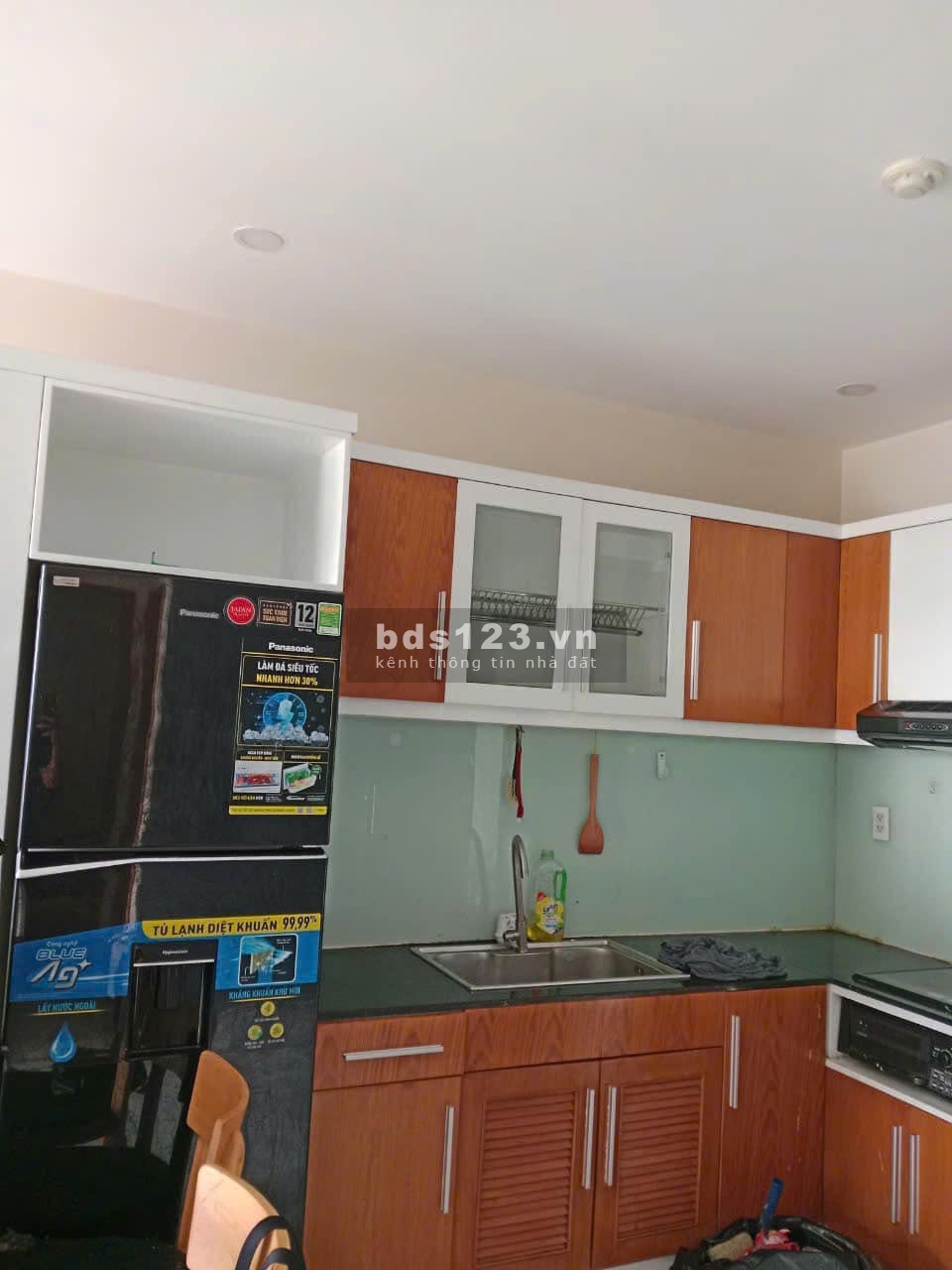 Căn hộ chung cư 312 Lạc Long Quân, Quận 11: 65m2, 2p ngủ, 2wc, 10tr