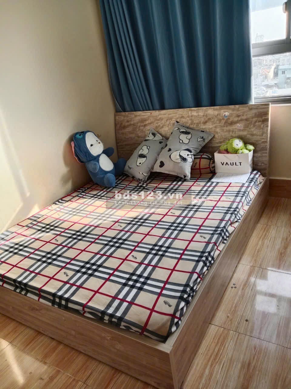 Căn hộ chung cư 312 Lạc Long Quân, Quận 11: 65m2, 2p ngủ, 2wc, 10tr